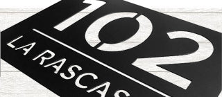 Custom Horizonatal address sign with street name up to 30” wide by 16” tall